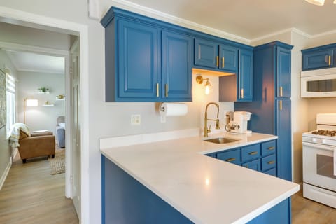 House (2 Bedrooms) | Interior