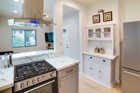 Apartment (1 Bedroom) | Interior