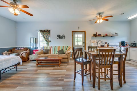 House (1 Bedroom) | Interior