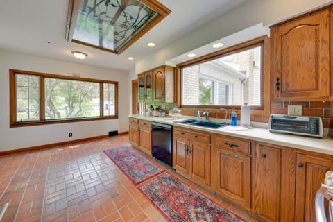 House (Multiple Bedrooms) | Interior