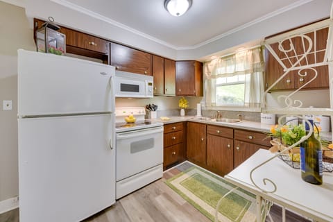 House (Multiple Bedrooms) | Interior