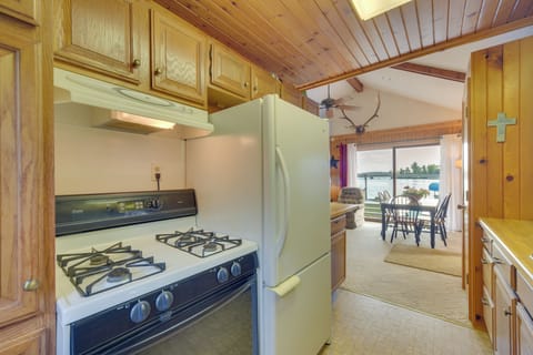 House (1 Bedroom) | Interior