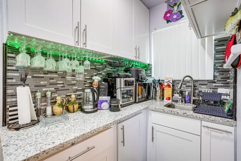 House (1 Bedroom) | Interior