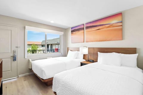 Standard Room, 2 Double Beds, Non Smoking | Minibar, desk, WiFi (free), bed sheets