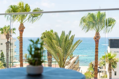Studio With Sea View | Premium bedding, minibar, in-room safe, soundproofing