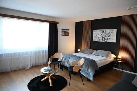 Deluxe Double Room, Balcony | Desk, free WiFi, bed sheets