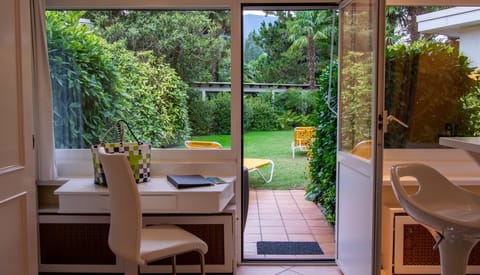 Standard Double Room, Terrace, Garden View | Garden view