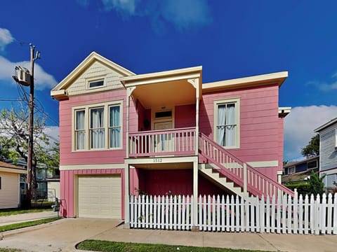 House (2 Bedrooms) | Front of property