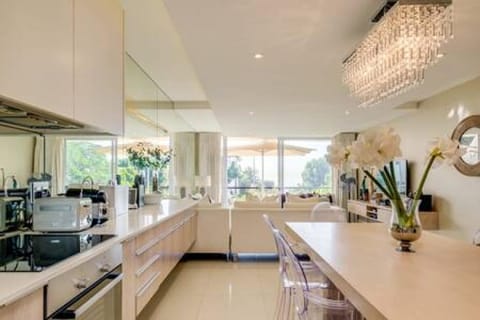 House | 3 bedrooms, Internet