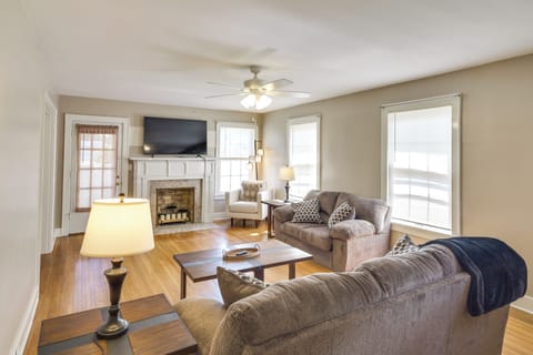 House (2 Bedrooms) | Front of property