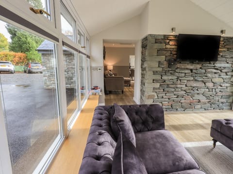 Cottage | Living area