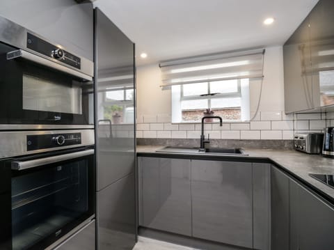 Fridge, dishwasher, electric kettle, toaster