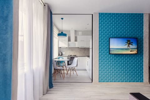 Comfort Apartment | Private kitchen | Full-size fridge, oven, stovetop, electric kettle