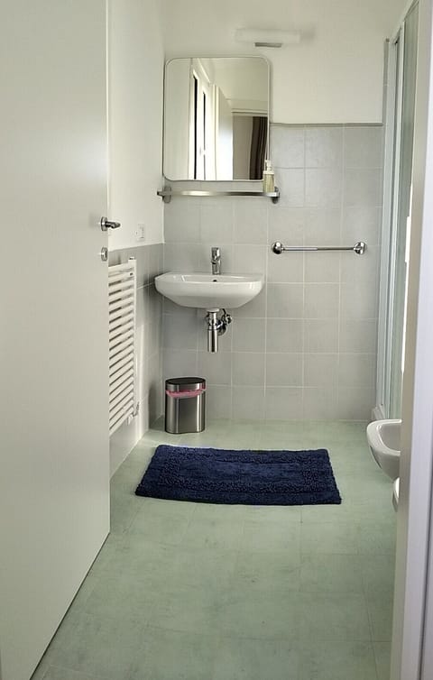 Room | Bathroom | Hair dryer, bathrobes, bidet, towels