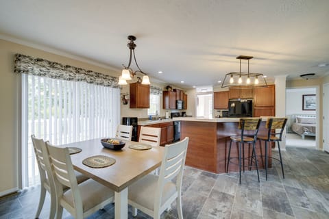 House (3 Bedrooms) | Front of property