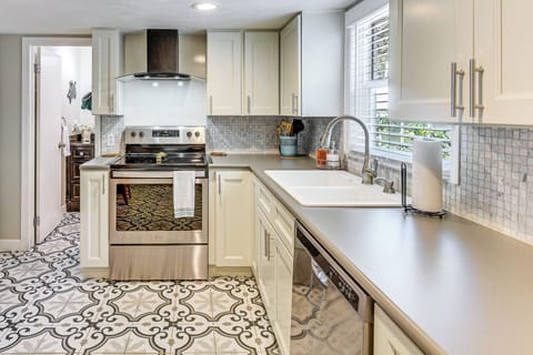 Cottage (3 Bedrooms) | Interior