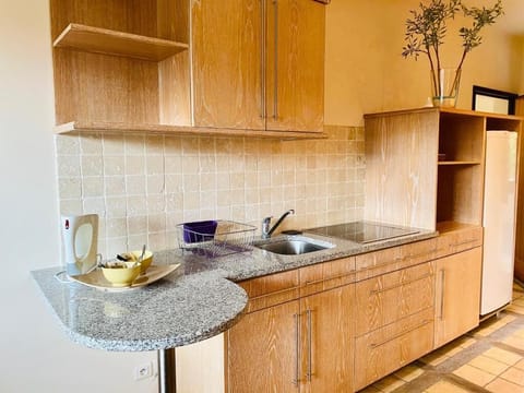 Studio | Soundproofing, free WiFi