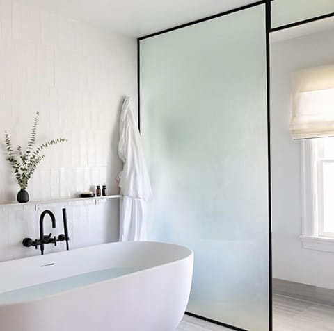 Suite (The Julia) | Premium bedding, down comforters, pillowtop beds, minibar