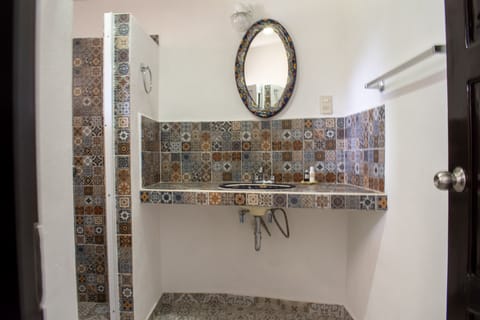 Shower, towels, soap, shampoo