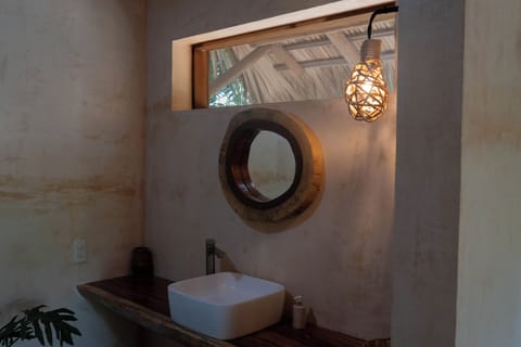 Grand Suite | Individually decorated, individually furnished, free WiFi, bed sheets