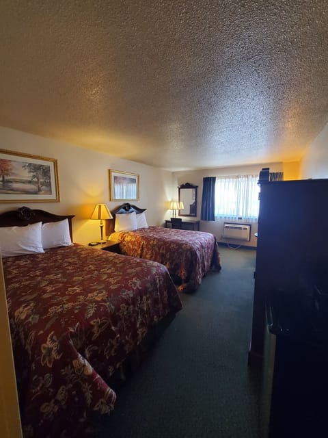 Economy Double Room, Non Smoking | Individually furnished, desk, laptop workspace, free WiFi