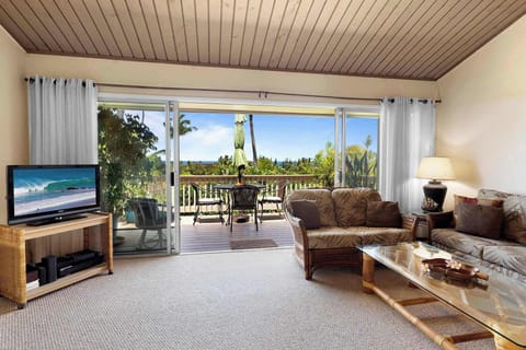 Condo, 1 King Bed with Sofa bed, Lanai, Ocean View (Koana's Ocean Hale) | Living area | 42-inch flat-screen TV with digital channels
