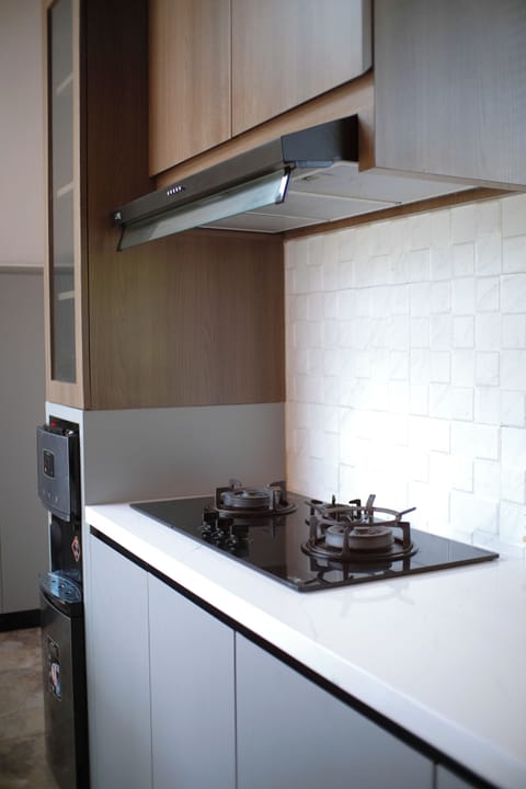 Luxury Villa | Private kitchen | Dining tables