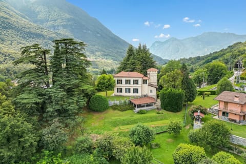 Family Villa, 3 Bedrooms, 2 Bathrooms, Mountainside (Villa near Golf Club Menaggio) | Exterior