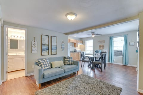 Apartment (2 Bedrooms) | Front of property