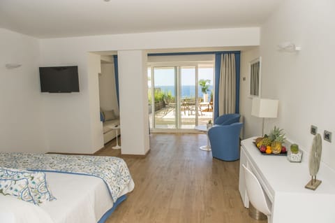 Deluxe Double Room, Patio, Sea View | View from room