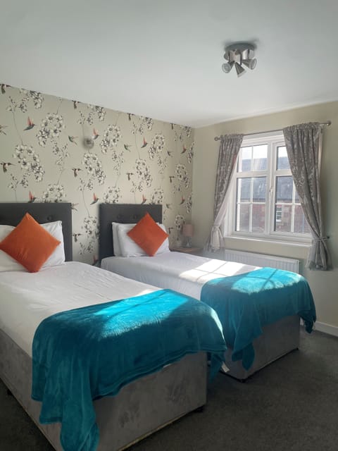 Deluxe Twin Room | Free WiFi