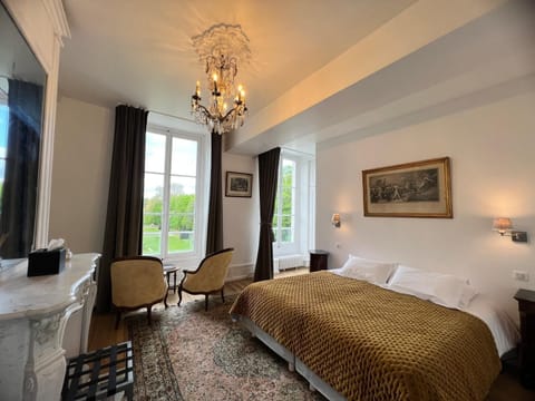 Deluxe Double Room (Richard) | Premium bedding, individually decorated, individually furnished, desk