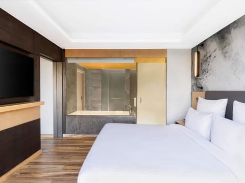 Minibar, in-room safe, individually furnished, desk