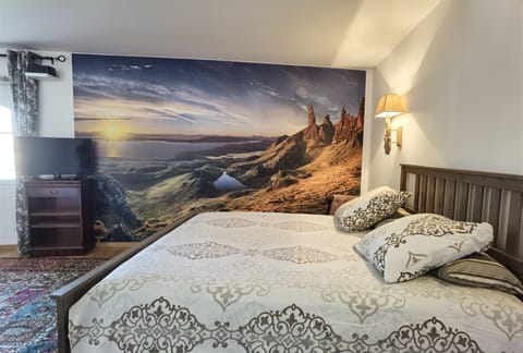 Comfort Double Room | Individually decorated, individually furnished, soundproofing, free WiFi