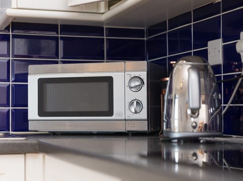 Fridge, dishwasher, electric kettle, toaster