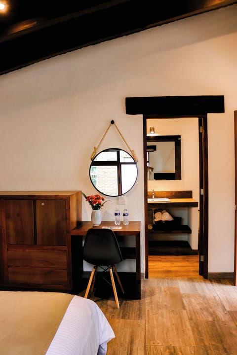 Superior Room | Hypo-allergenic bedding, down comforters, pillowtop beds, in-room safe