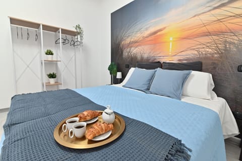 Standard Room | 1 bedroom, desk, blackout drapes, soundproofing