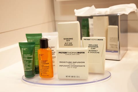 Suite, 1 Bedroom | Bathroom | Shower, free toiletries, bidet, towels