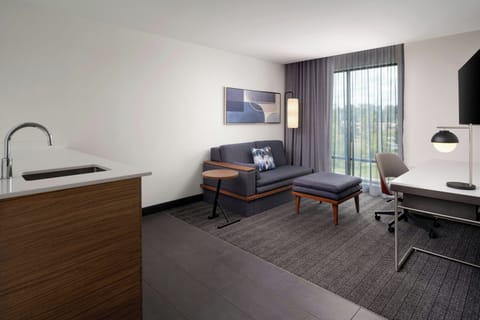 Suite, 1 King Bed with Sofa bed | Premium bedding, individually decorated, individually furnished, desk