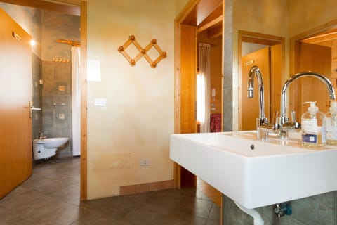 Desk, blackout drapes, soundproofing, free WiFi