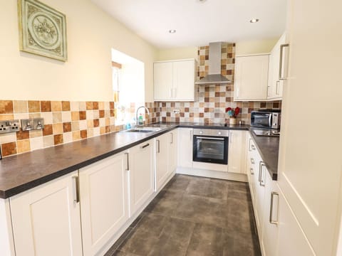 Fridge, dishwasher, electric kettle, toaster