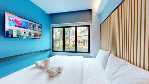 Exclusive Double Room | Premium bedding, down comforters, memory foam beds, in-room safe