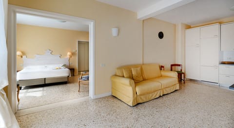 Gallery Apartment | Living area