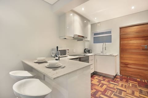 Apartment (0 Bedroom) | Interior