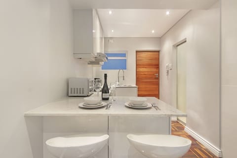 Apartment (0 Bedroom) | Interior