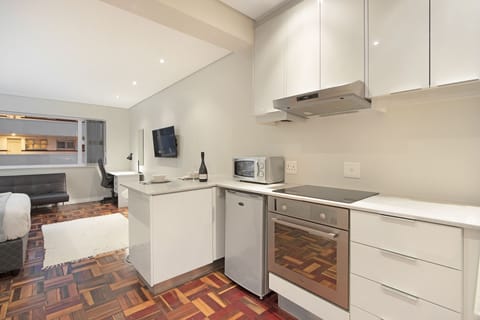 Apartment (0 Bedroom) | Interior