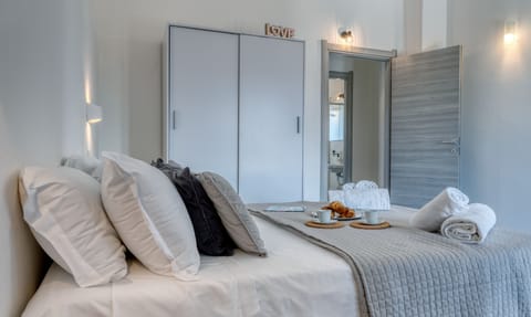 Standard Apartment | 1 bedroom, blackout drapes, iron/ironing board, free WiFi