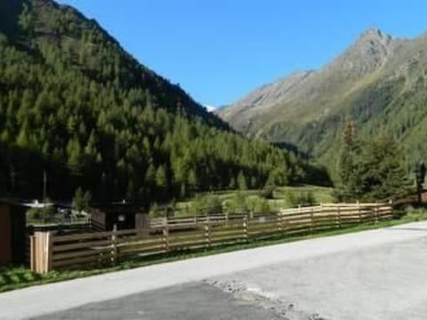 Wohnung Waldeslust in St. Sigmund im Sellrain Apartment in Tyrol