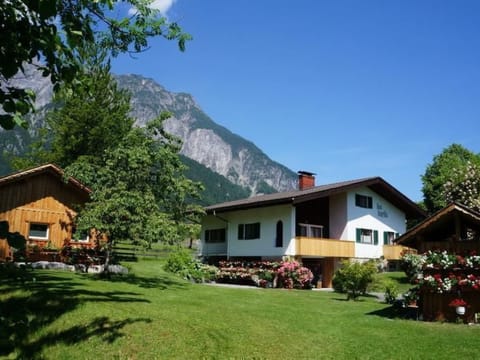 Wohnung in Vandans mit Offenem Kamin Apartment in Vorarlberg, Austria