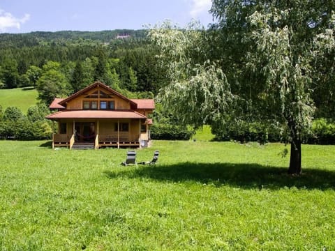 Komfortables Vollholzhaus in Fischertratten Vacation rental in Carinthia, Austria